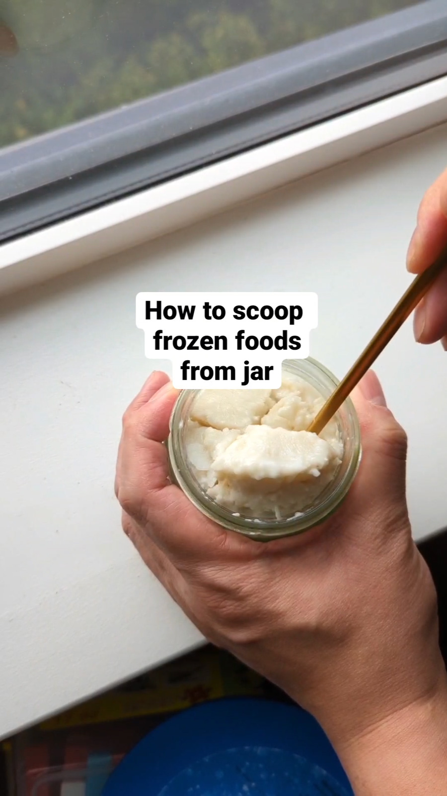 how to scoop frozen foods from jar